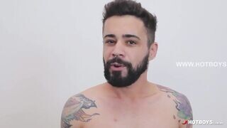 Spanyol csávót döngetik a hatalmas farkú néger pasik