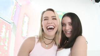 Lana Rhoades és Mia Malkova szopnak