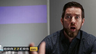 Brazzers - Cali Carter a méretes kannás tini