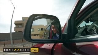 Brazzers - Kendra Lust szereti a méretes pélót