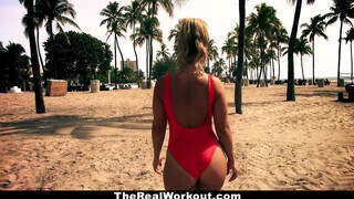 TheRealWorkout - A hatalmas seggű Kelsi keményen megdöngetve