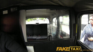 FakeTaxi - méretes cicis csajszi nem akar fizetni