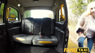 Fake Taxi - Hatalmas didkós világos szőke megdugva