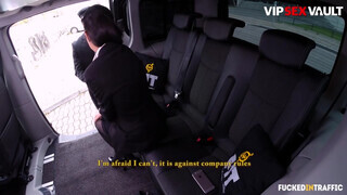FuckedInTraffic - Jocelyne izgató cseh csajszi és a sofőr