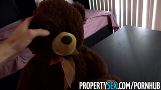 PropertySex - Morgan Lee keményen megkefélve