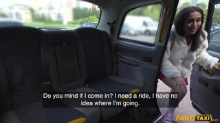 Fake Taxi - Vékony hatalmas mellű latina lány