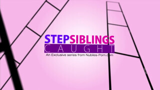 StepSiblingsCaught - Carmen Caliente a vastag méretes kárót kamázza