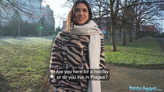 Public Agent - Lena Coxx kiborotvált muffja megrakva