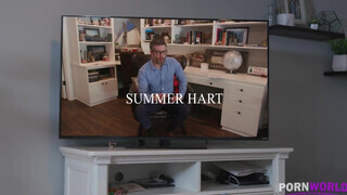 Summer Hart punciba és popóba kefélve