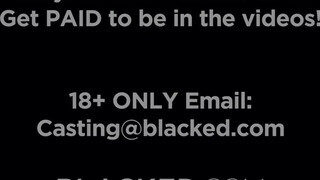 BLACKED - Lexi Lore kap egy jó méretes néger pélót
