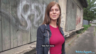Public Agent - Tiffany Blue a dögös szép seggű lány