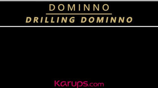 Karups - Dominno a méretes didkós milf