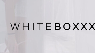 WhiteBoxxx - Tina Blade a kicsike kannás horvát lány