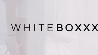 WHITEBOXXX - Monika Benz és Sabrisse oboázzák egymás punciját