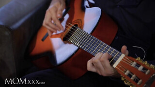 Jennifer Mendez szexel a gitáros hapsival