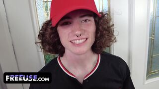 Megdugtam az edzőmet! szerencsés baseball játékos ingyenesen használja méretes tőgyes milfjét!