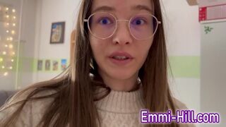 Tini egyetemista csaj extrém spriccelése tanárral