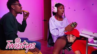 Twistys sztárjai, Hazel Grace és Rissa May forró leszbi kalandja hatalmas mellekkel és bula nyalással